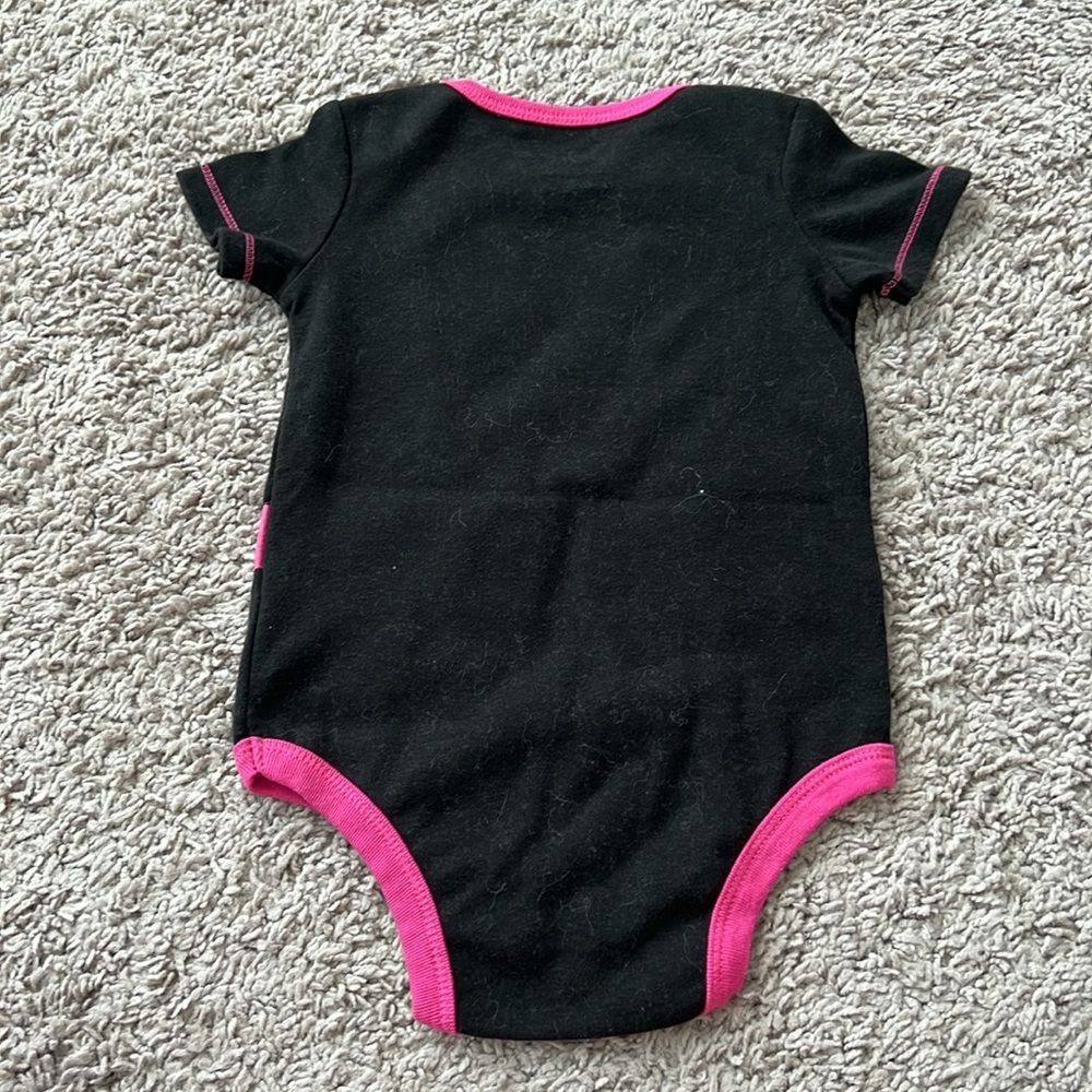 DC Comics Batman Baby Onesie Bundle - Picture 8 of 8